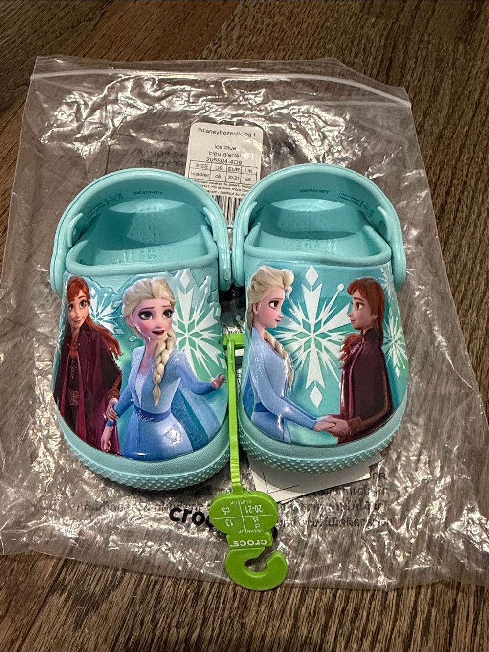 Frozen II Disney Crocs size 5c NWT Anna and Elsa